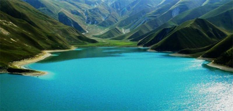 озеро Кезенойам в Дагестане